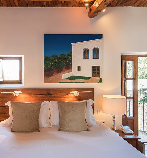 atzaro-agroturismo-ibiza-luxury-hotel-bedrooms-double-superior-square